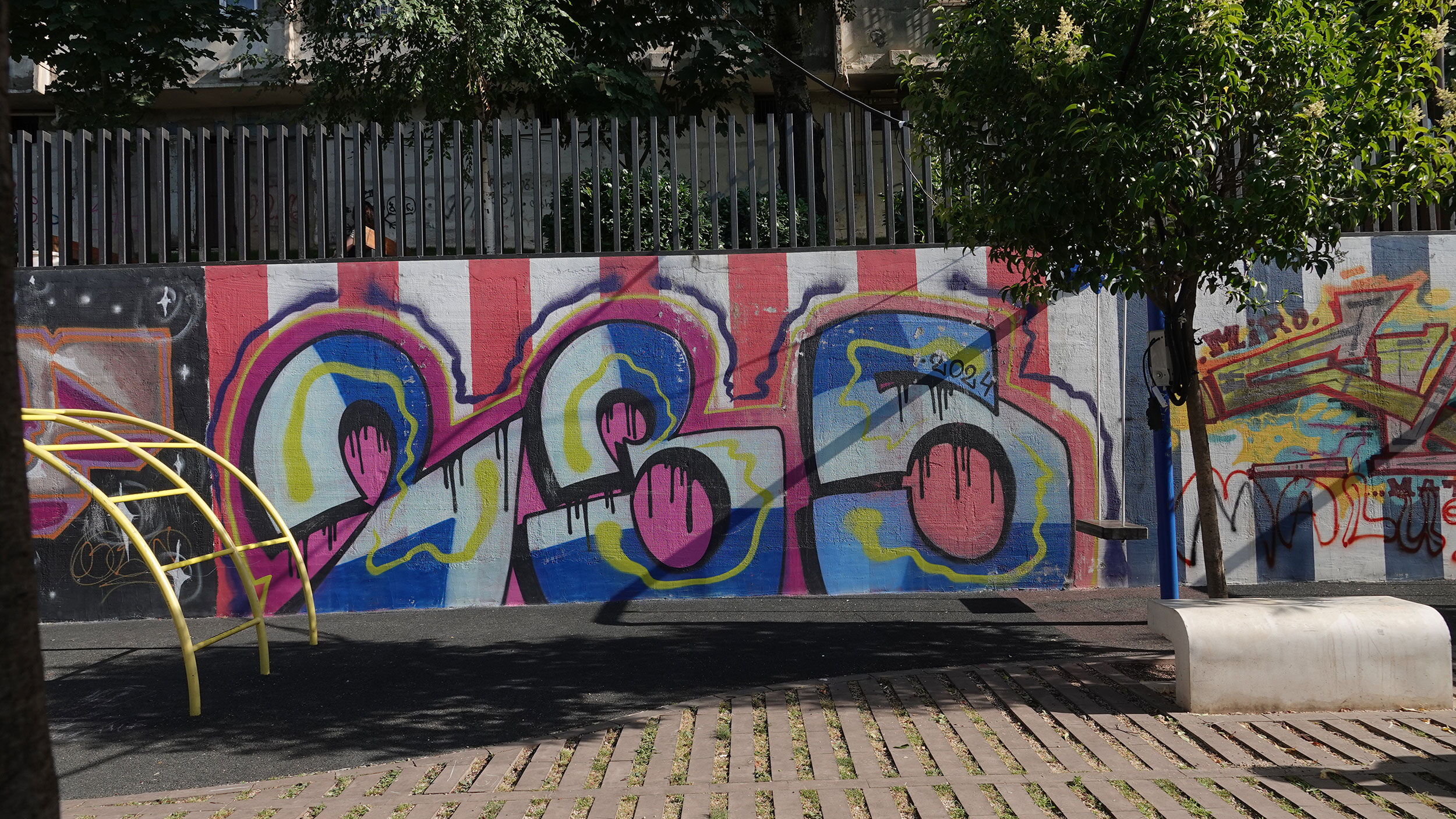 235 Graffiti in Tbilisi