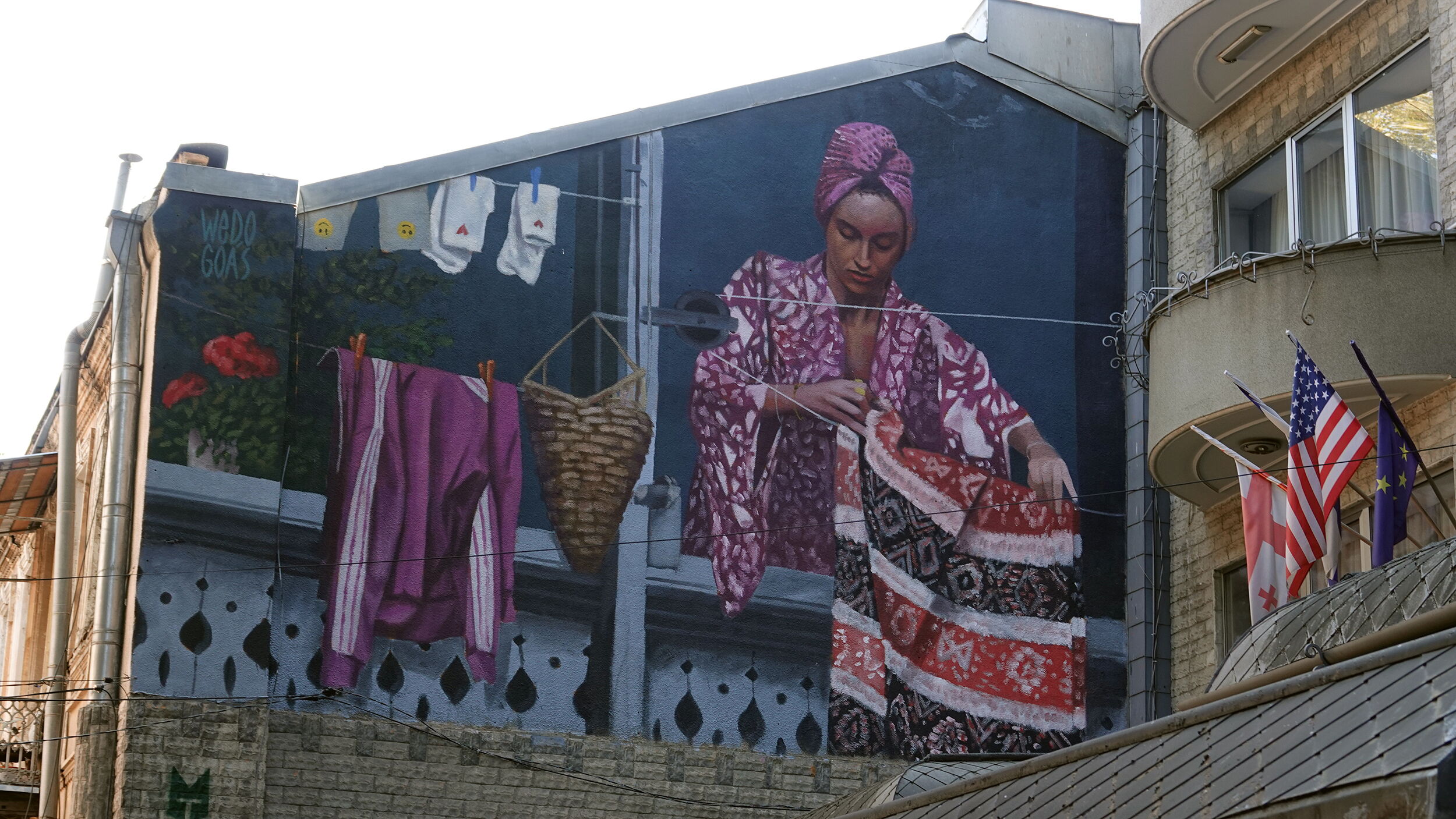 Backyard Laundry - Wedo Goás