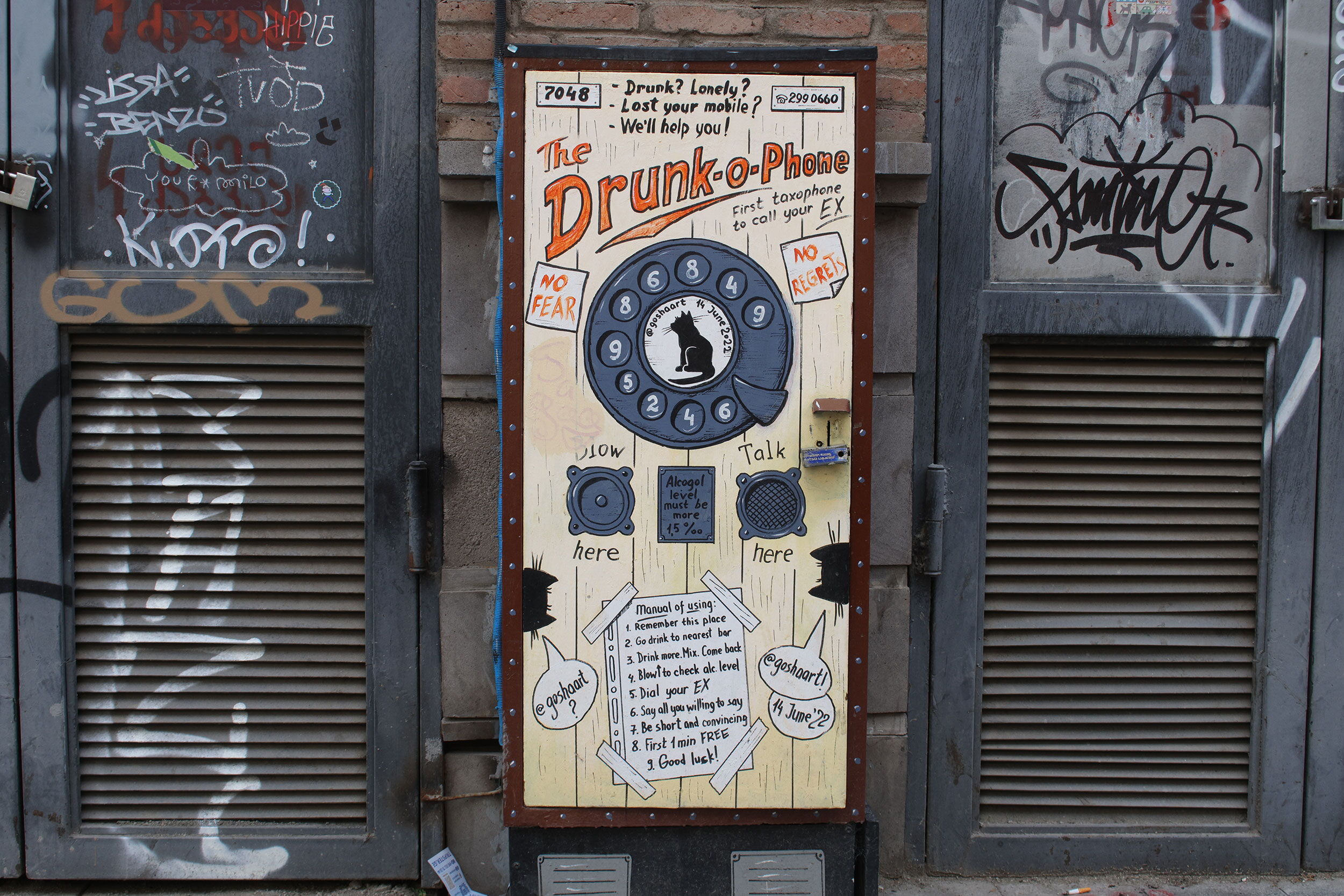 Black Cat & Drunk-o-Phone - Goshaart