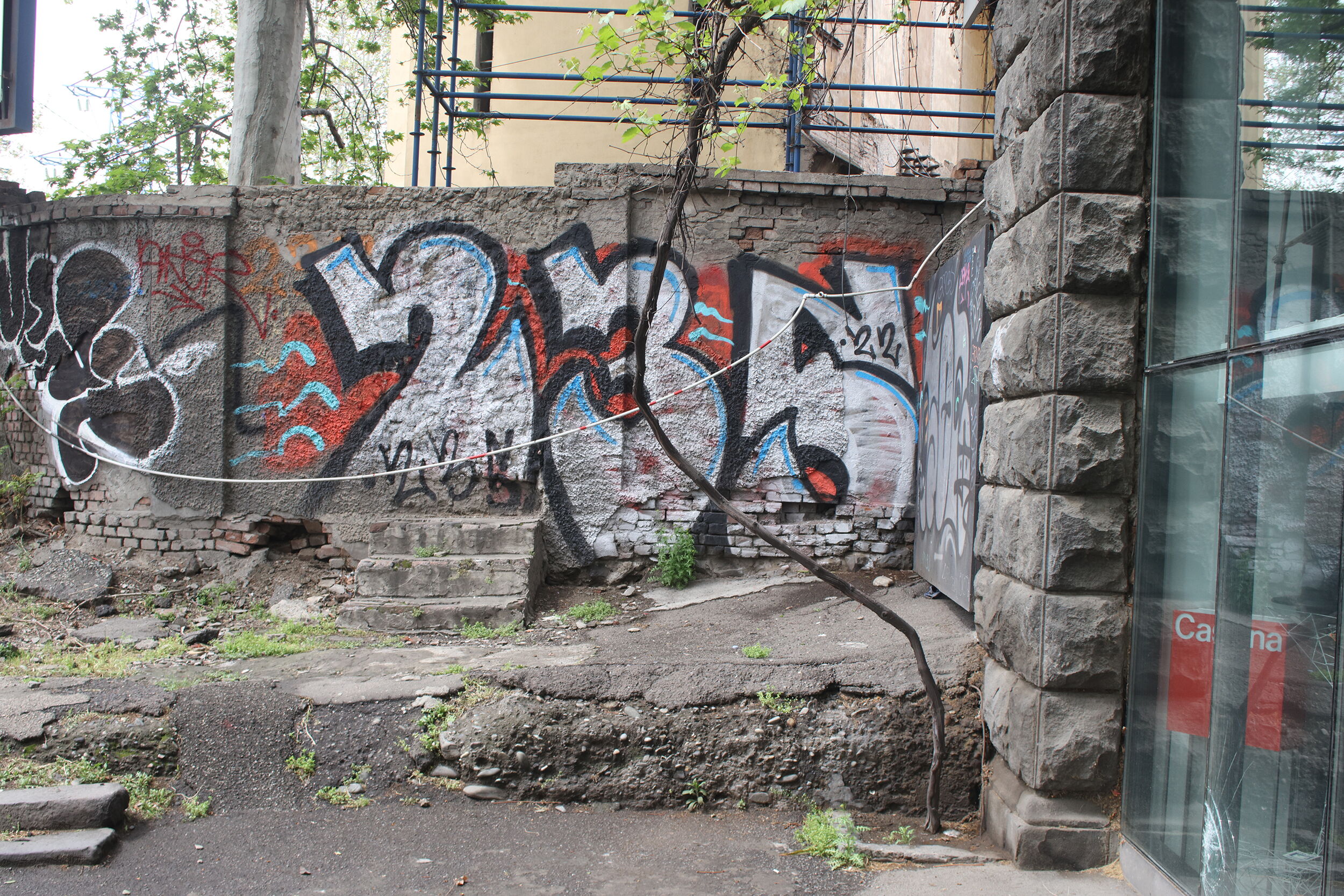 235 Graffiti in Tbilisi