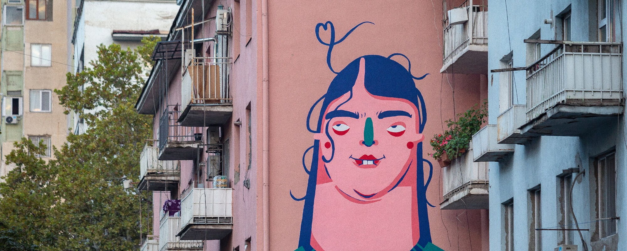 Weirdo Girl - Daniela Herodosova